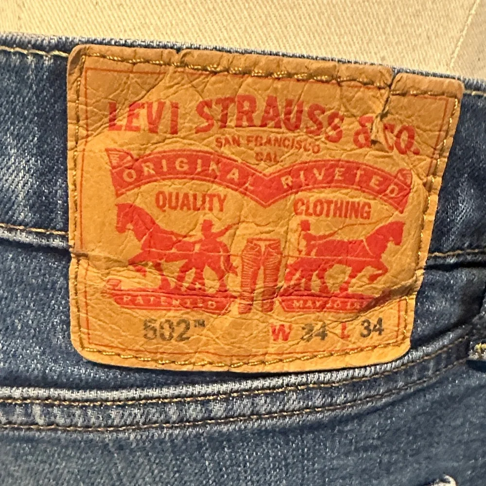 Vintage Levi’s Distressed Blue Jeans Denim Style 502 Sz 34x34 - Picture 6 of 10